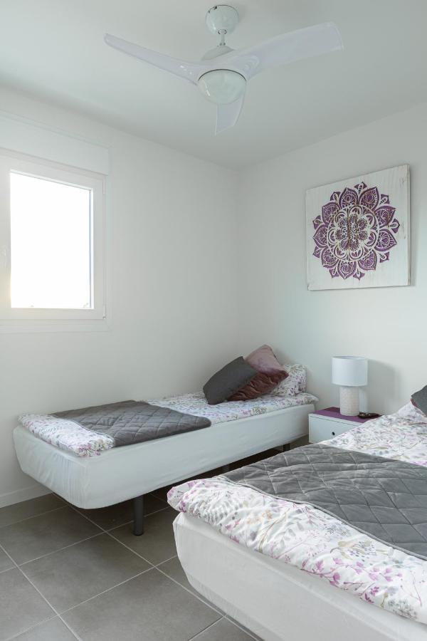 Sunny Apartment In Denia With Outdoor Swimming Pool And Garage Parking Place Included, 300M From The Sandy Beach Екстериор снимка
